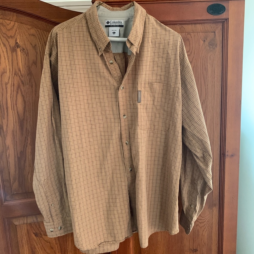 Columbia button down shirt